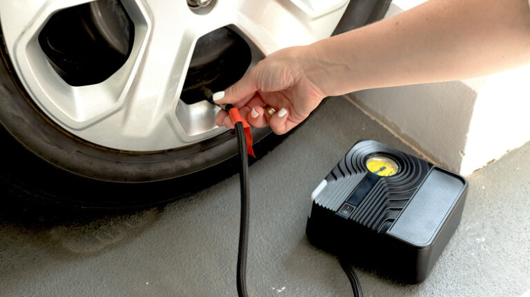 Portable Tire Inflators & Compressor Kits
